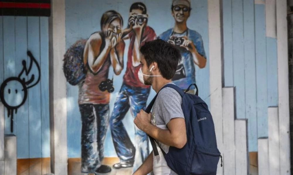 Κορονοϊός: Έχει φτάσει η υφήλιος στην κορύφωση της πανδημίας;